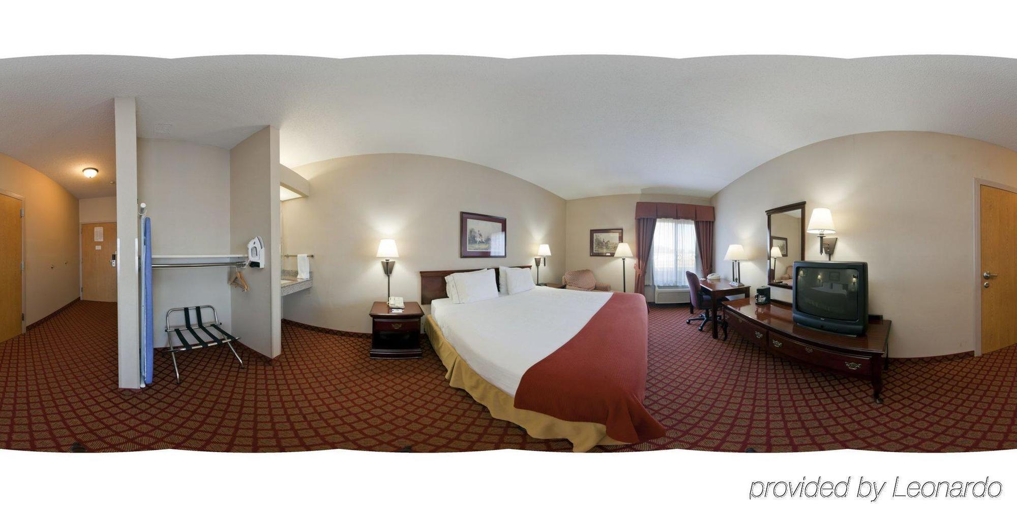 Holiday Inn Express Metropolis By Ihg Стая снимка